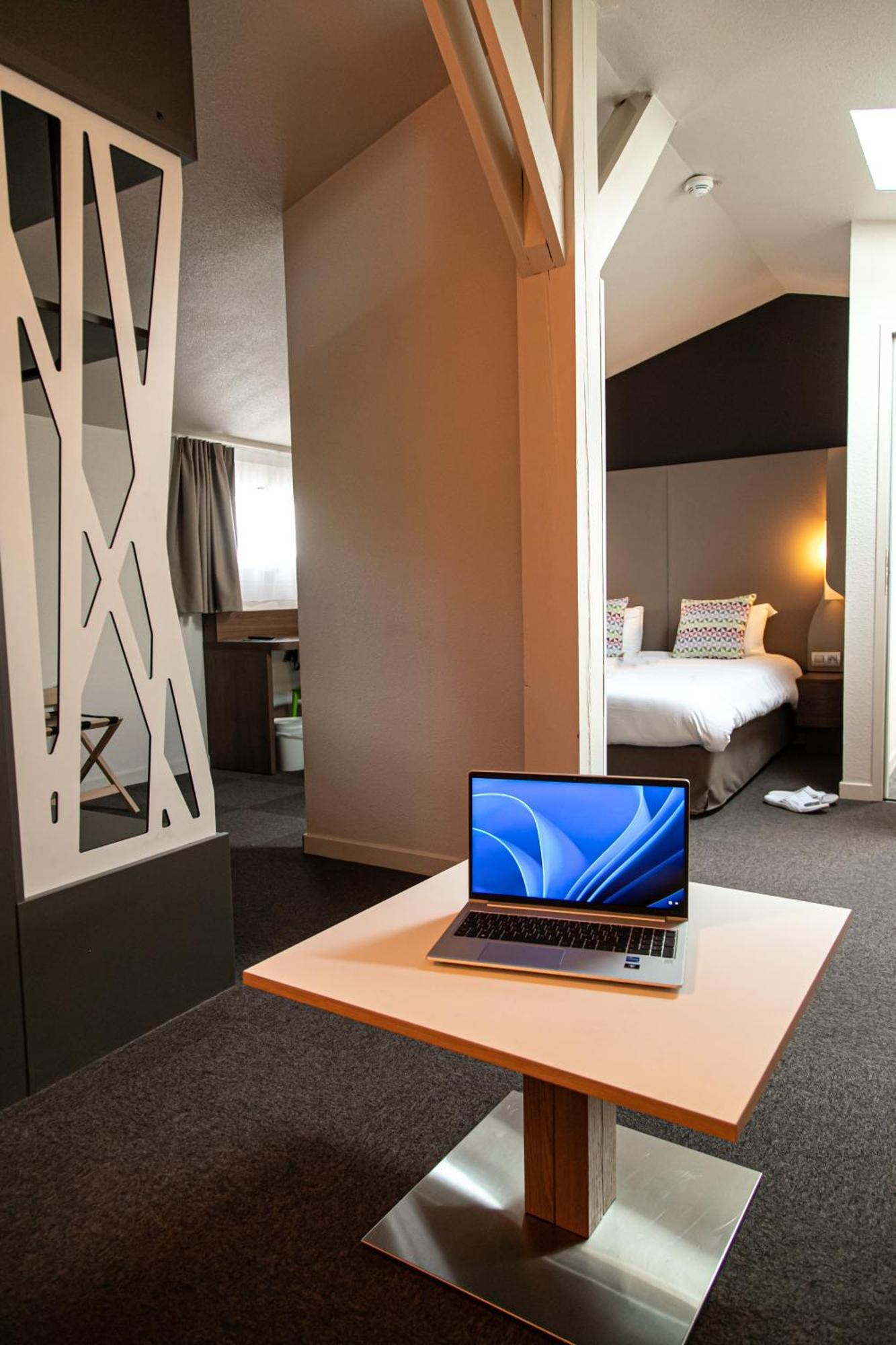 Campanile Toulouse - Blagnac Aeroport Otel Dış mekan fotoğraf